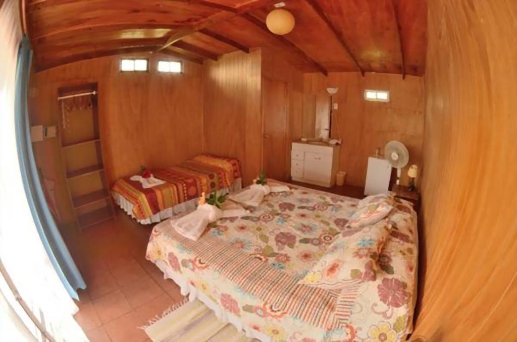 Kaimana Inn Rapa Nui Hanga Roa Room photo