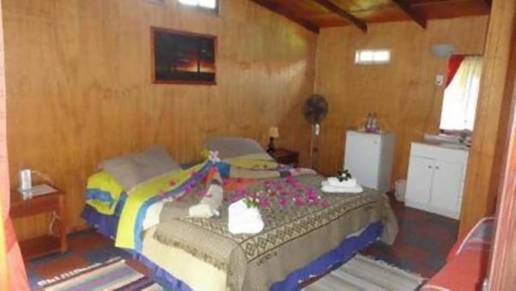 Kaimana Inn Rapa Nui Hanga Roa Room photo