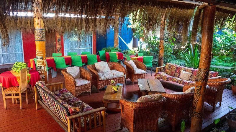 Kaimana Inn Rapa Nui Hanga Roa Exterior photo