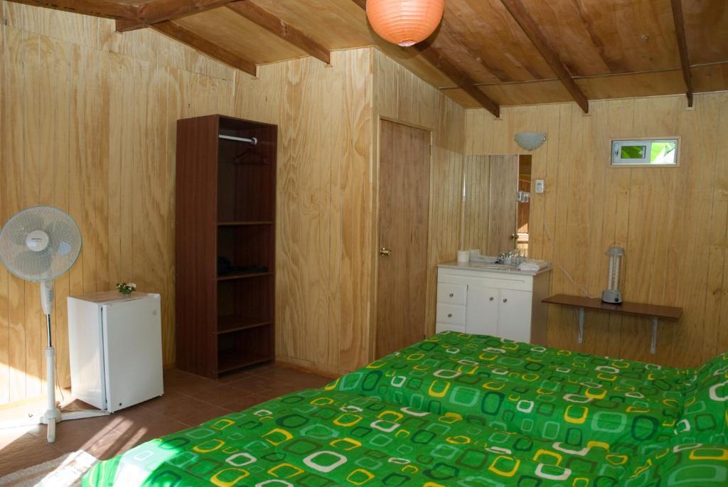 Kaimana Inn Rapa Nui Hanga Roa Room photo